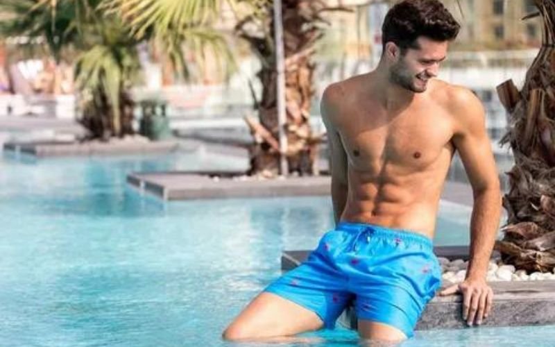 Mens Swimwear: Styles, Trends, and Tips for Every Body Type